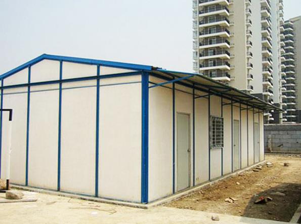 用彩鋼板搭建活動板房有什么優(yōu)勢？